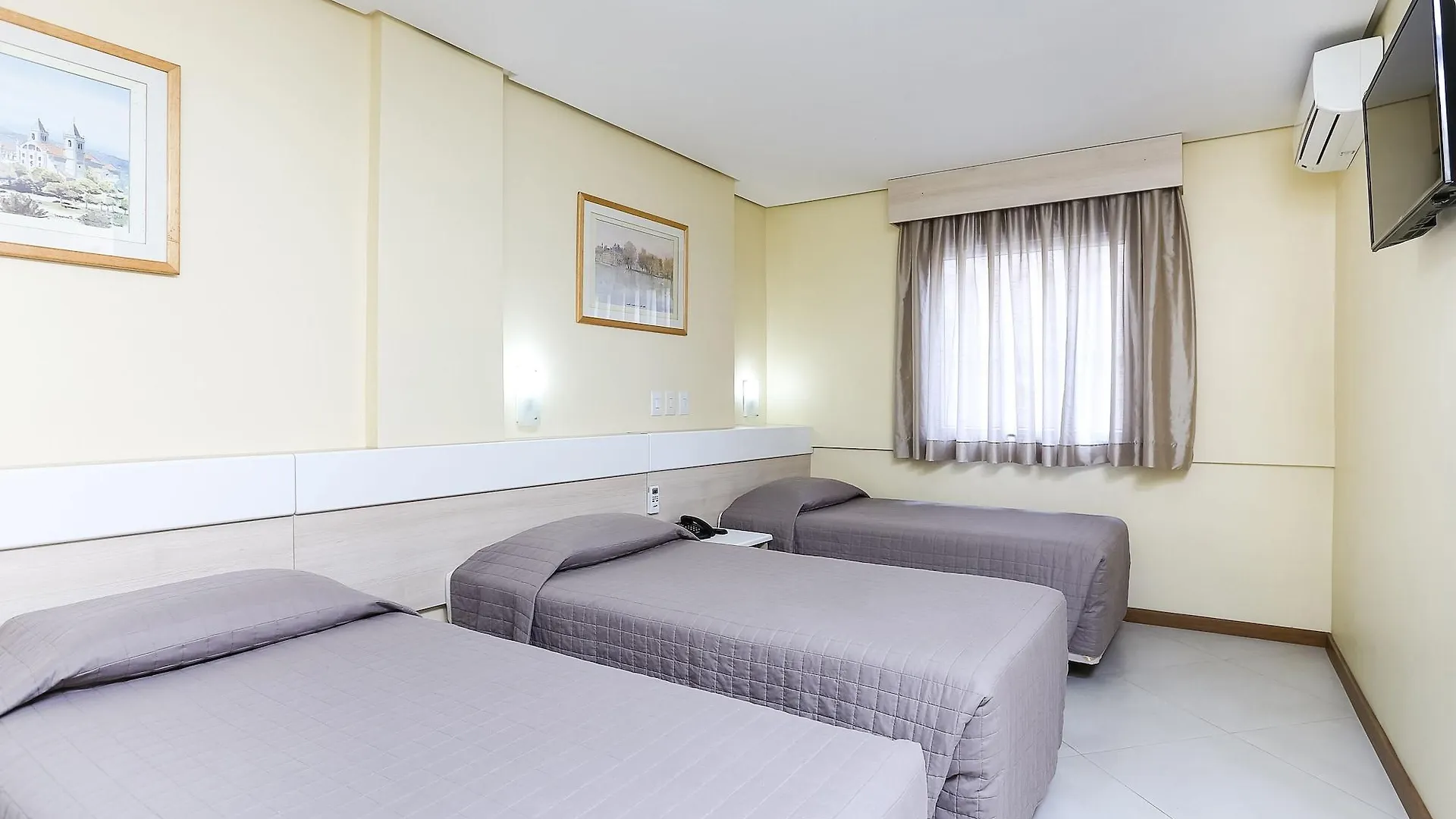Hotel Express Savoy Centro Histórico Porto Alegre 3*,  Brasil