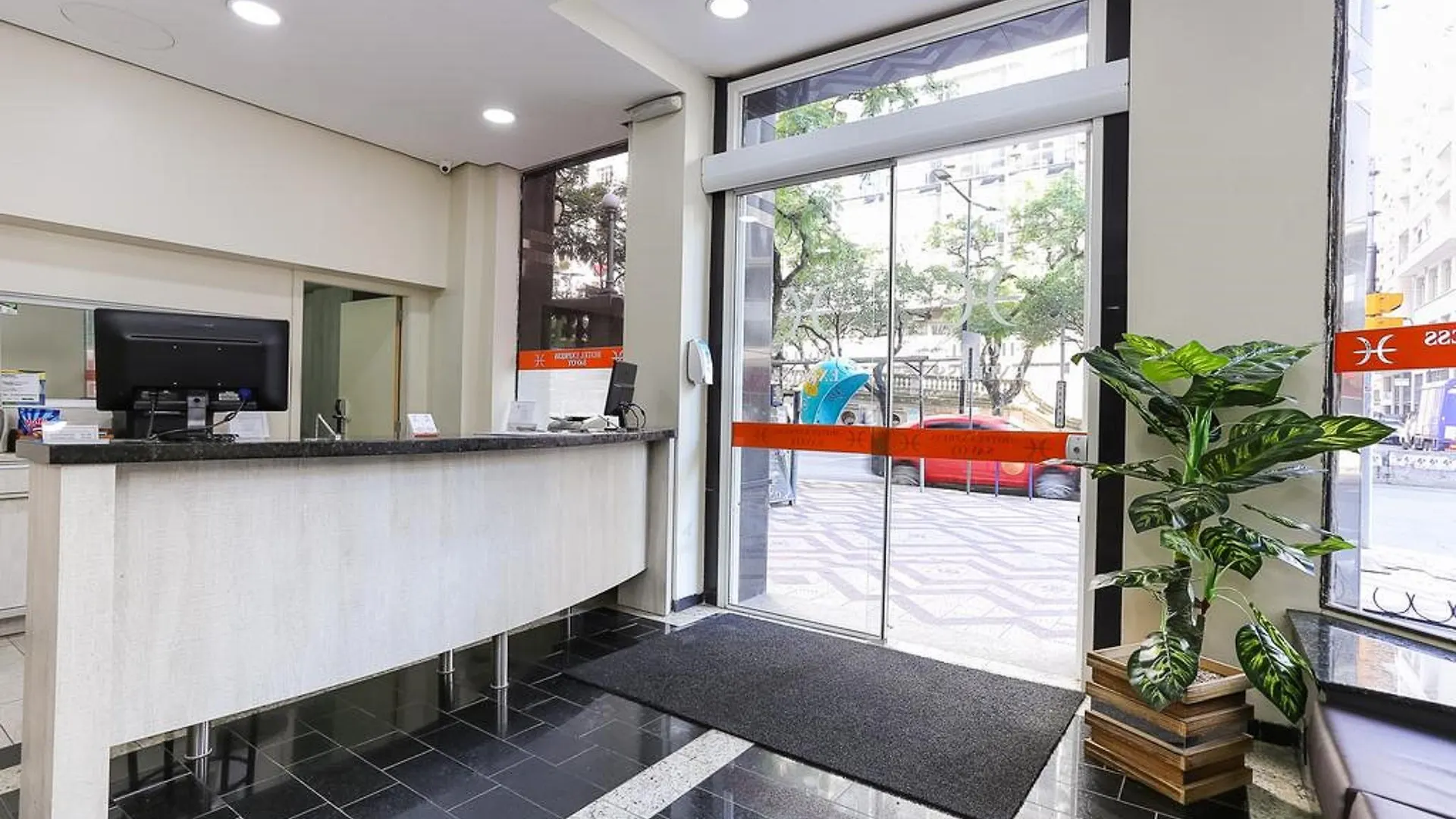 Hotel Express Savoy Centro Histórico Porto Alegre