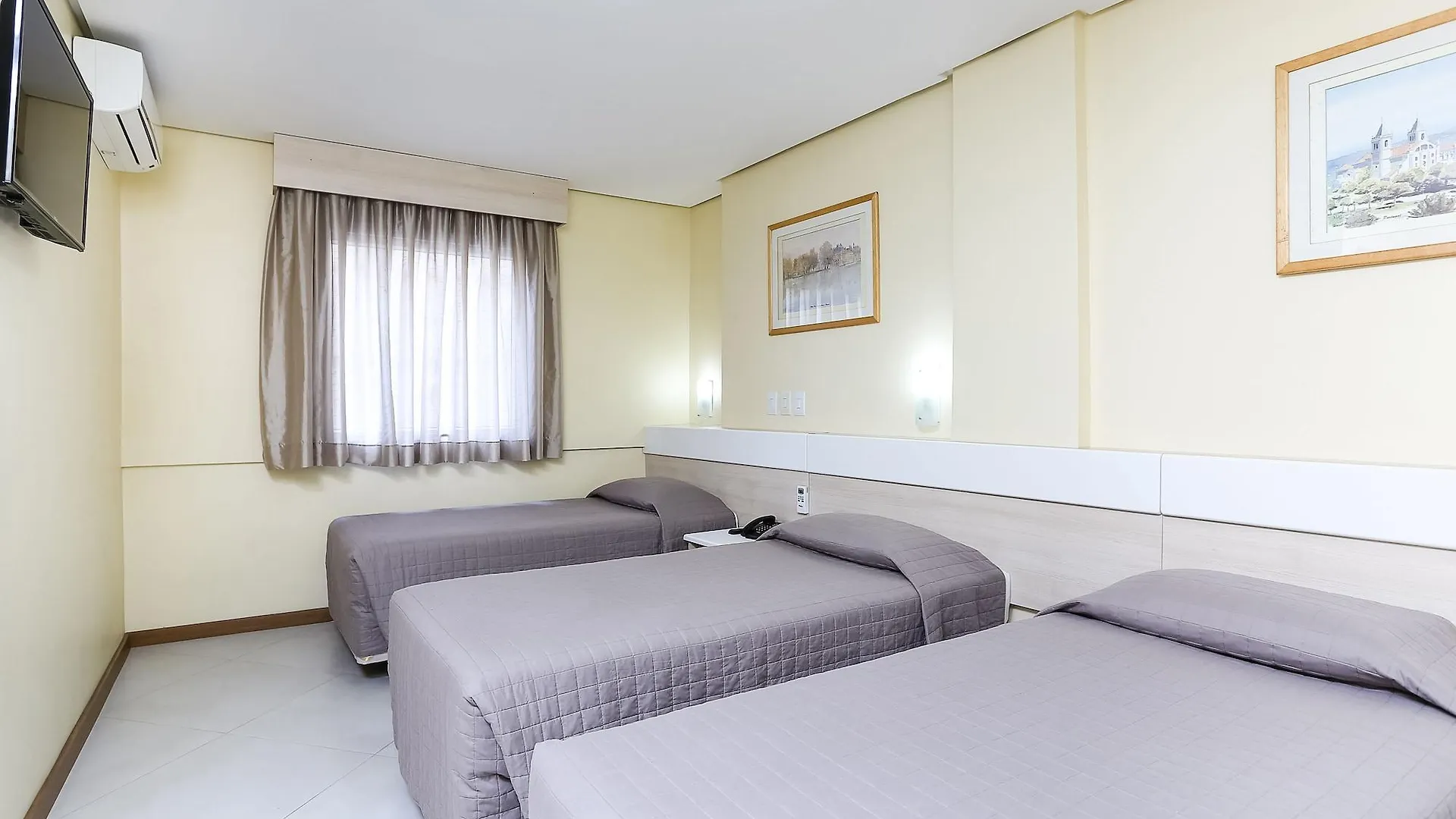 Hotel Express Savoy - Centro Historico Porto Alegre